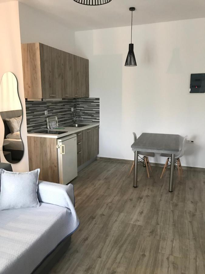 Savvas House Hotel Неос Мармарас Екстериор снимка