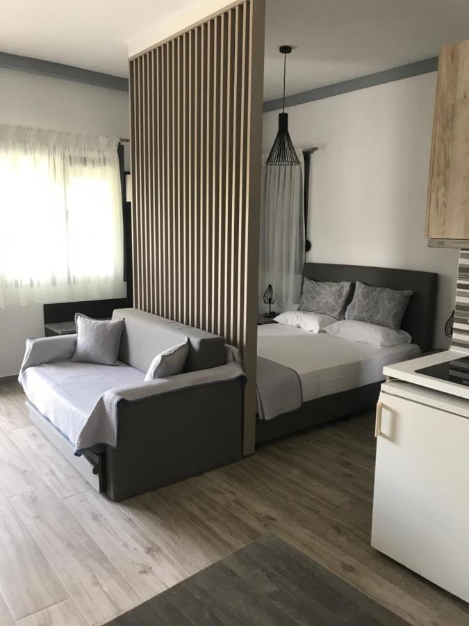Savvas House Hotel Неос Мармарас Екстериор снимка